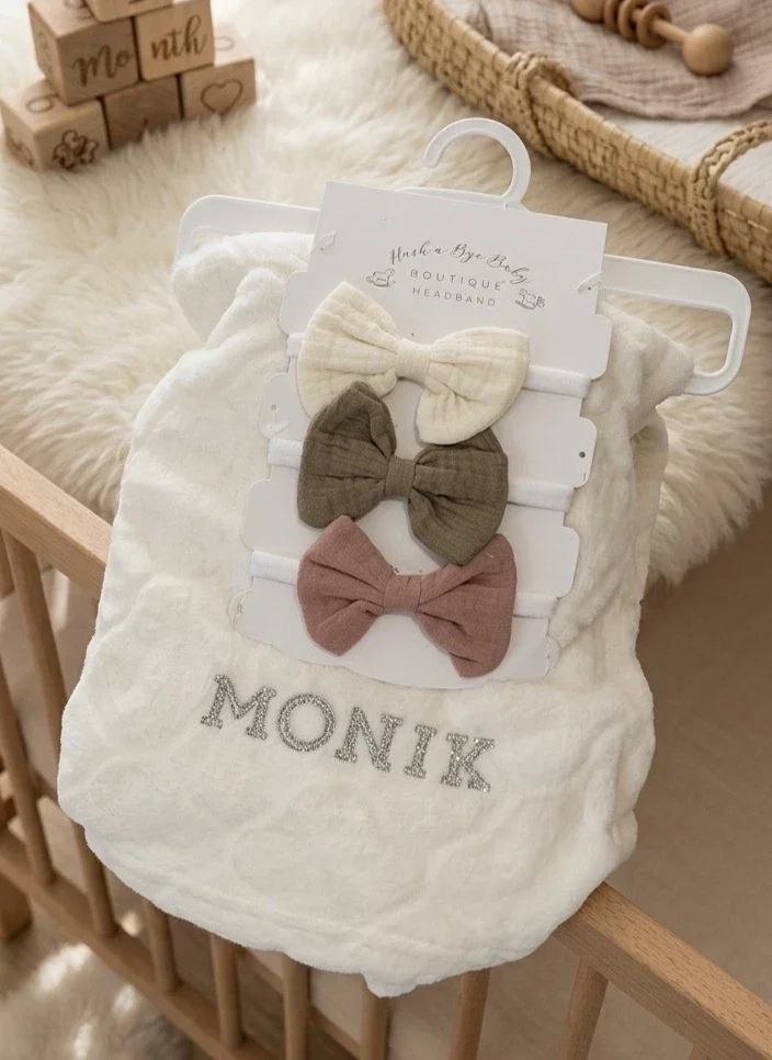 Taufdecke Baby personalisiert Name Geschenk Geburt Taufe Kuscheldecke Stirnband