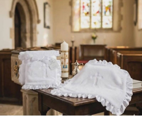 Taufdecke Baby weiß Geschenk Decke Taufe Geburt Kreuz Kuscheldecke Rand Satin