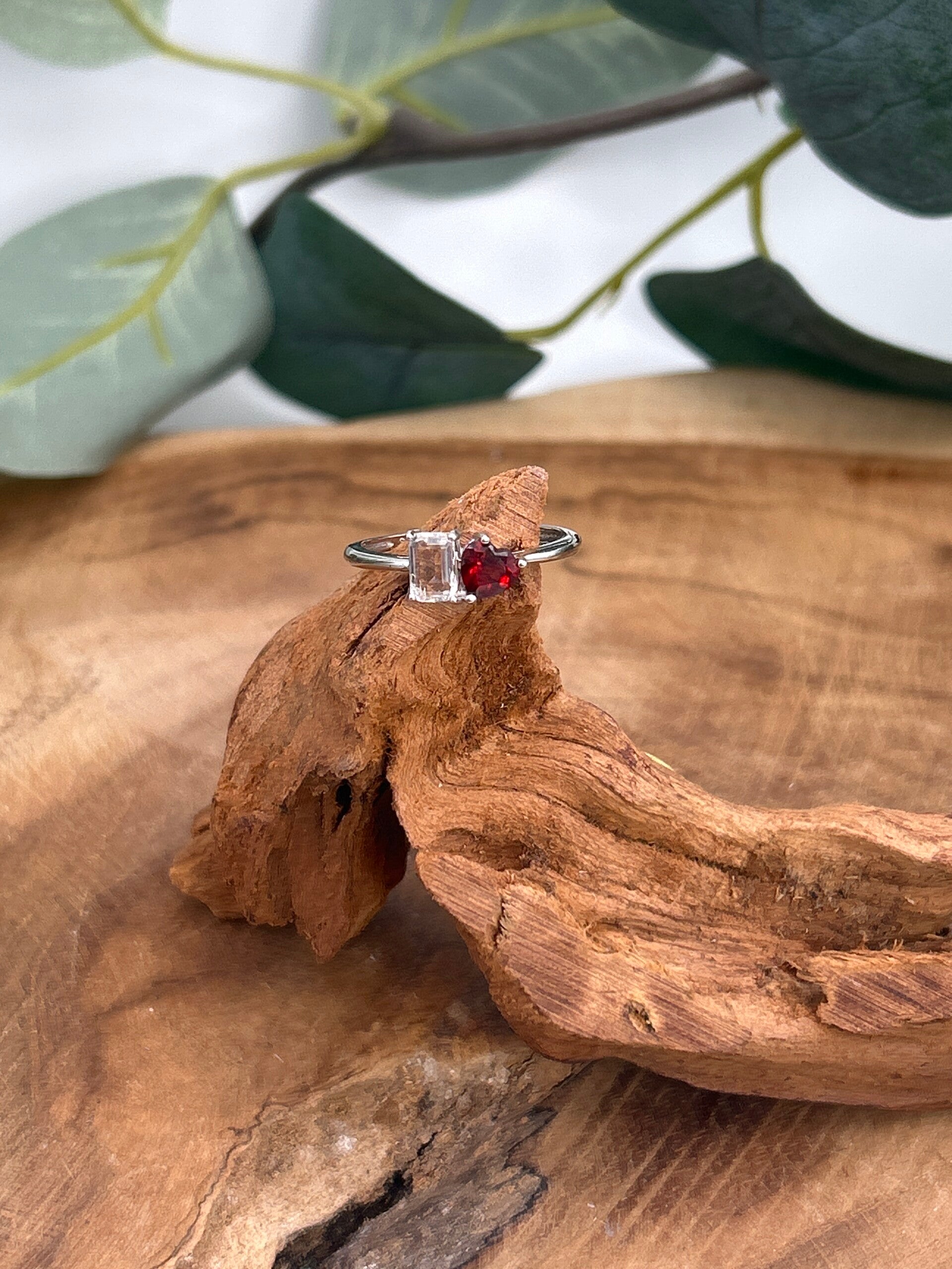 Bergkristall / Granat Ring