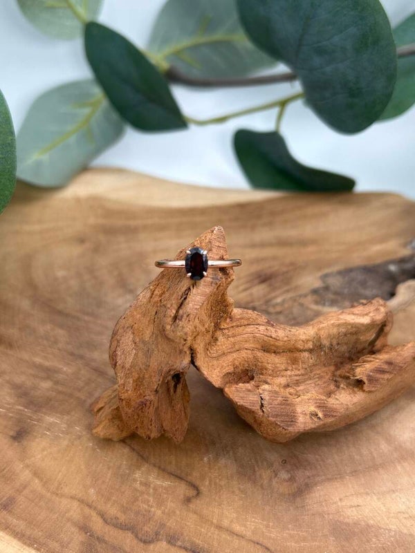 Granat Ring
