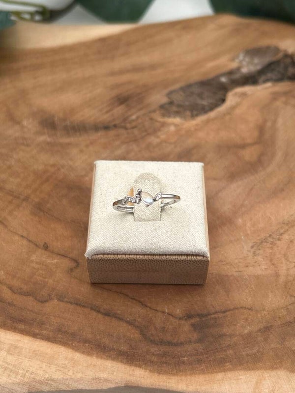 Mondstein Ring