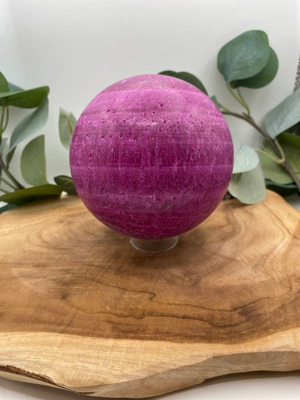 Große Ruby Kugel