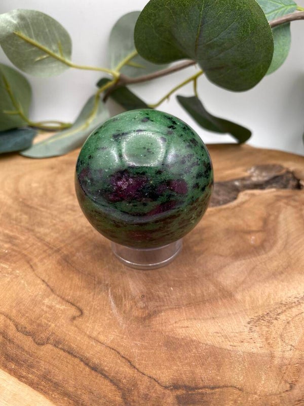 Ruby Zoisite kugel