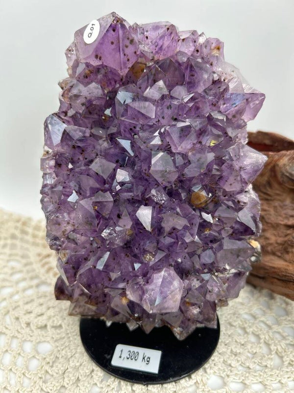 Amethyst auf Halterung