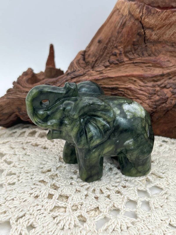 Jade Elefant