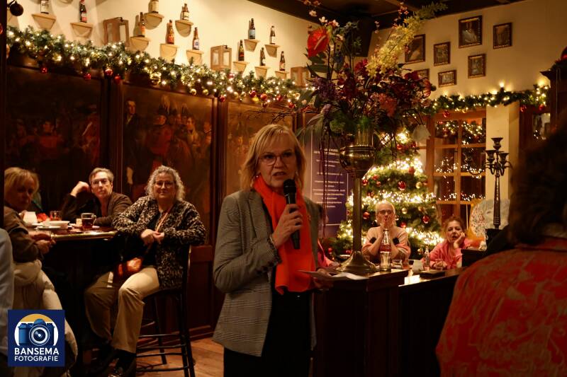 PupQuiz over Vrouwen & Vrouwenrechten in Café Hare Majesteit
