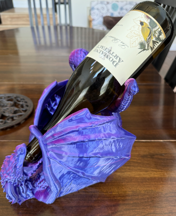 Dragon wine holder