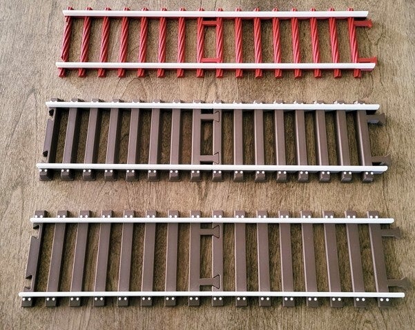 Train tracks gingerbread style