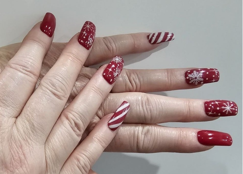 Red Christmas Dreams