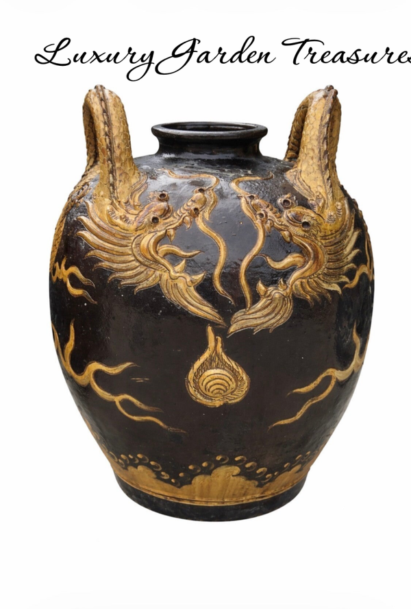 The Royal Siam Dragon Jar