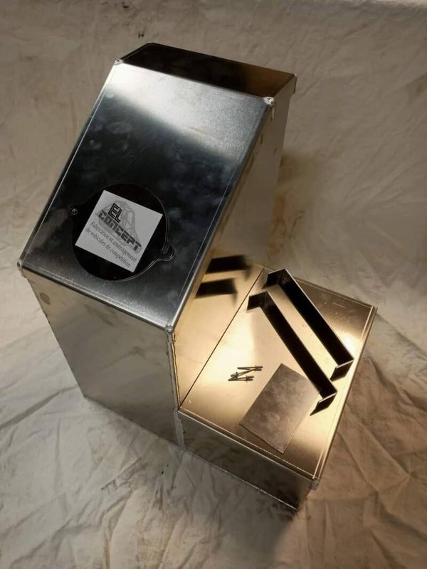 Grand caisson réservoir ATL avec emplacement pompe à essence