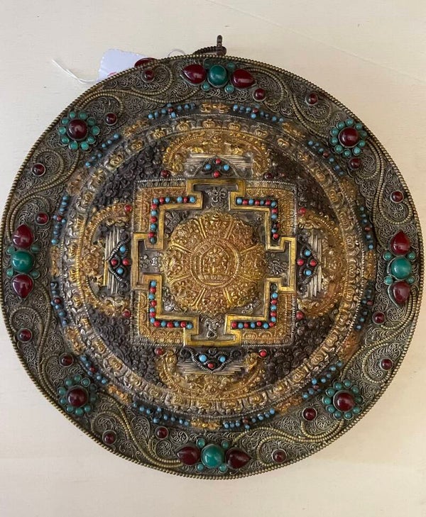 Wunderschöner handgefertigter Wandbehang – Mandala der Acht Glückssymbole ca, 21cm aus Nepal