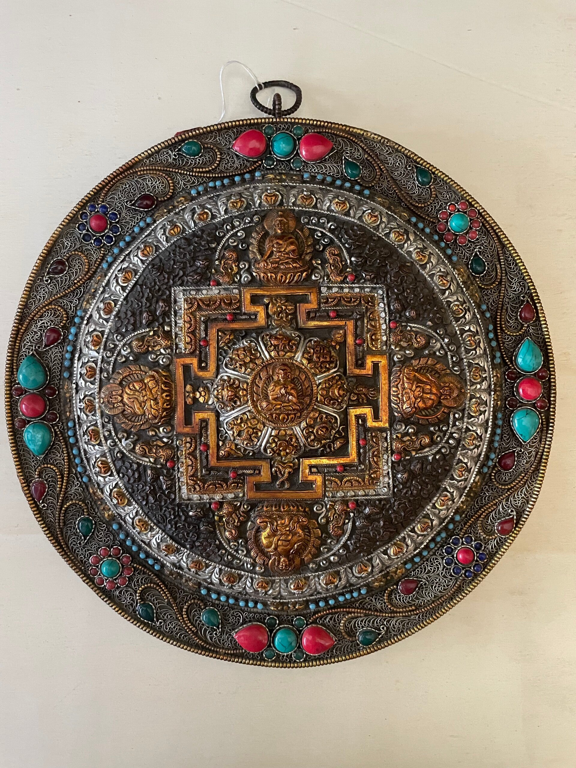 Wunderschöner handgefertigter Wandbehang – Mandala der Buddhafamilie ca, 23cm aus Nepal