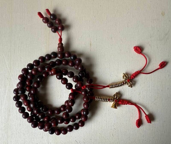 Indisches Rotes Sandelholz-Mala – Handgefertigt in Nepal