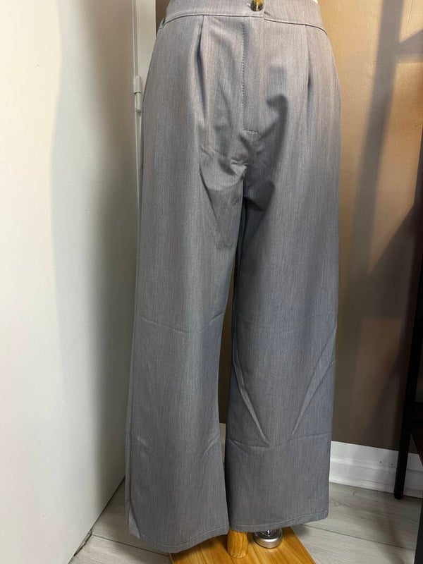 Pantalon Gris Élégant à Pince