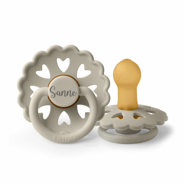 FRIGG speen Fairytale (Natuurrubber) - Clumsy Hans (sandstone) / MAAT 1