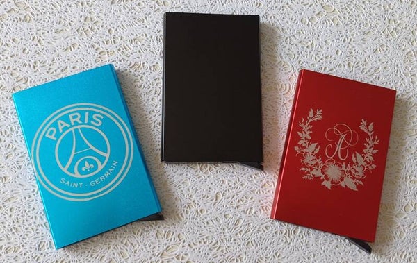 Porte carte gravé en aluminium