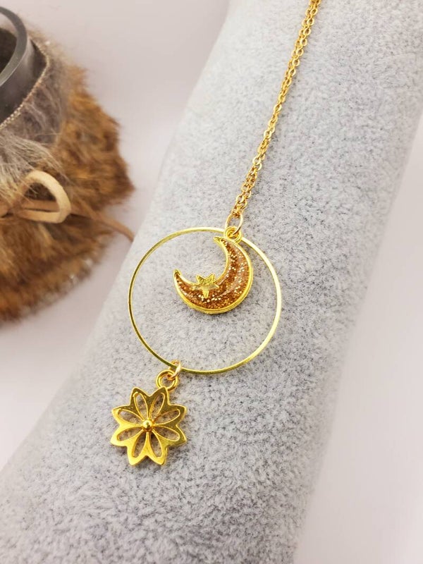 Collier " Lune dorée "
