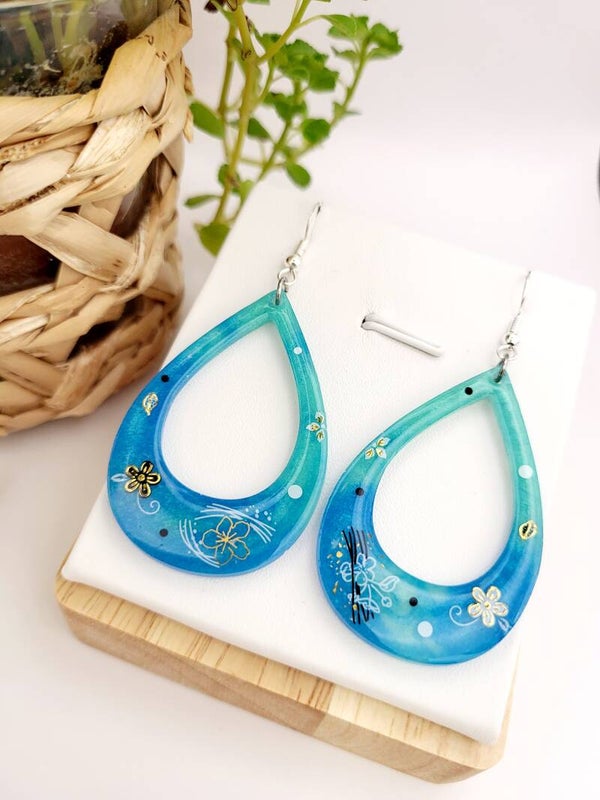 Boucles " Gouttes résine turquoise "