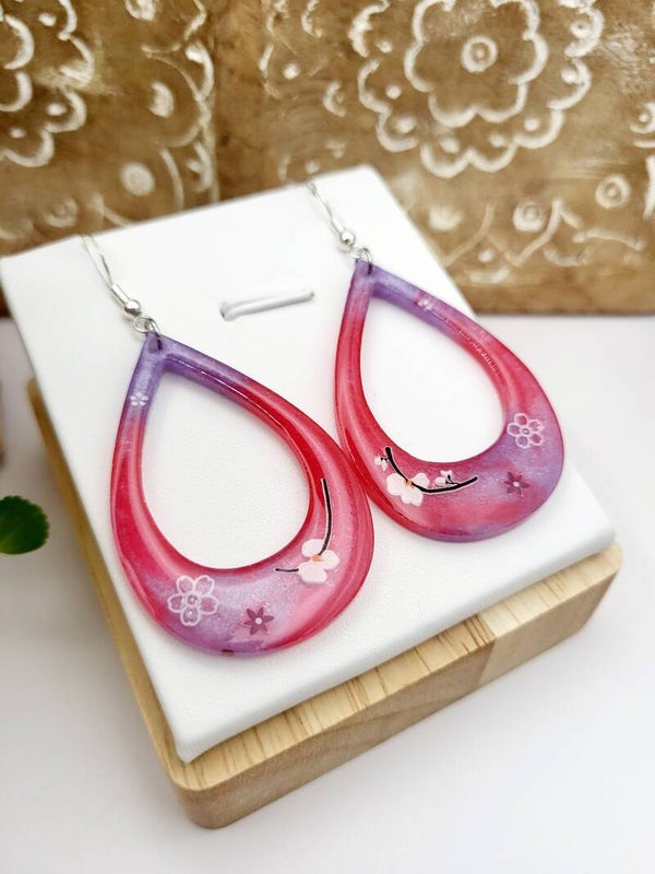 Boucles " Gouttes résine roses "