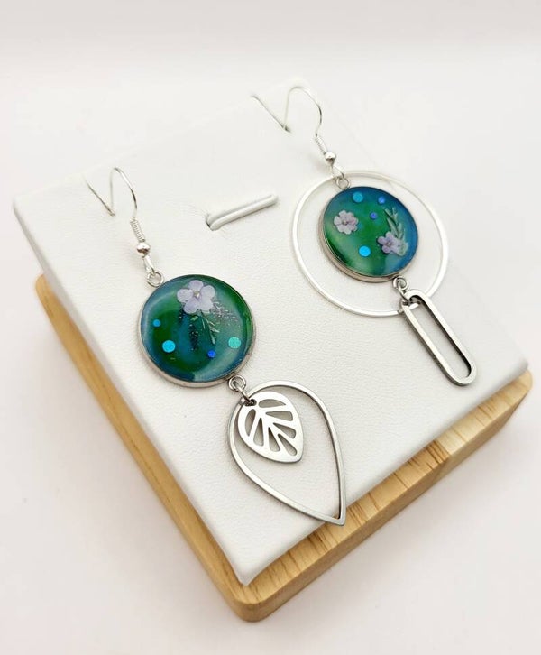Boucles " feuilles vertes asymétriques "