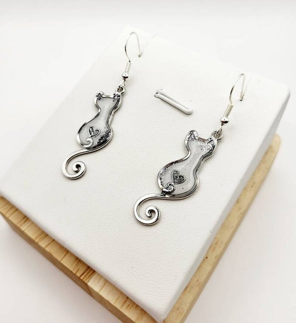 Boucles " Petits chats blancs "