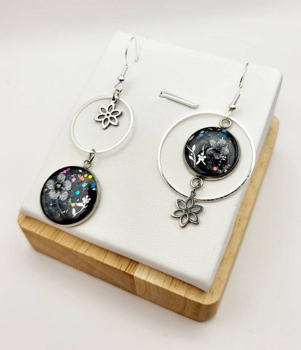 Boucles noires " Fleur argentée "