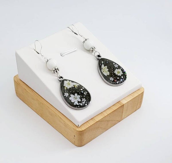 Boucles " Fleurs blanches "