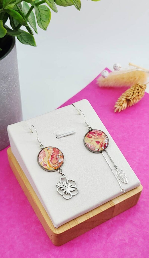 Boucles " Fuchia feuille fleurie "