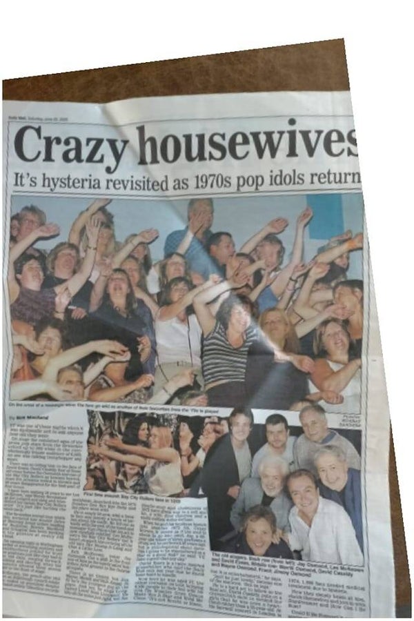 newspaper article about 70's popidols