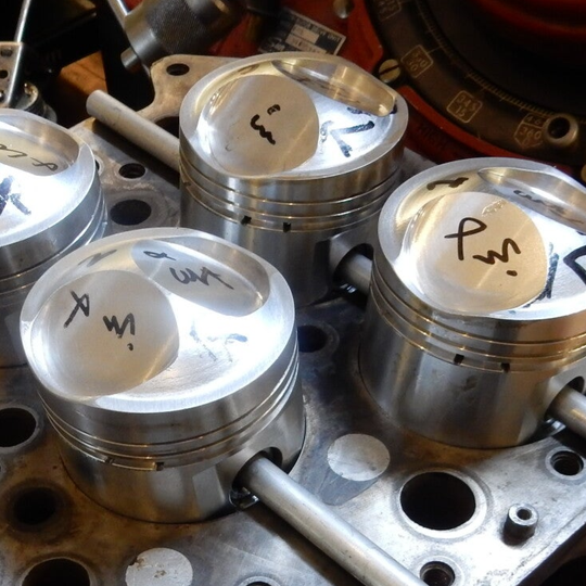 Lancia Appia HC pistons