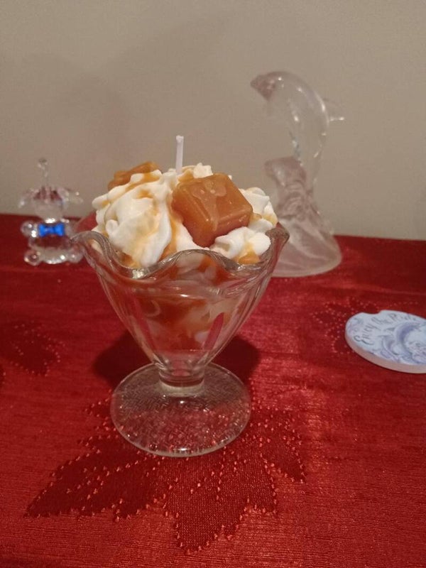 Caramel scented ice cream sundae candle