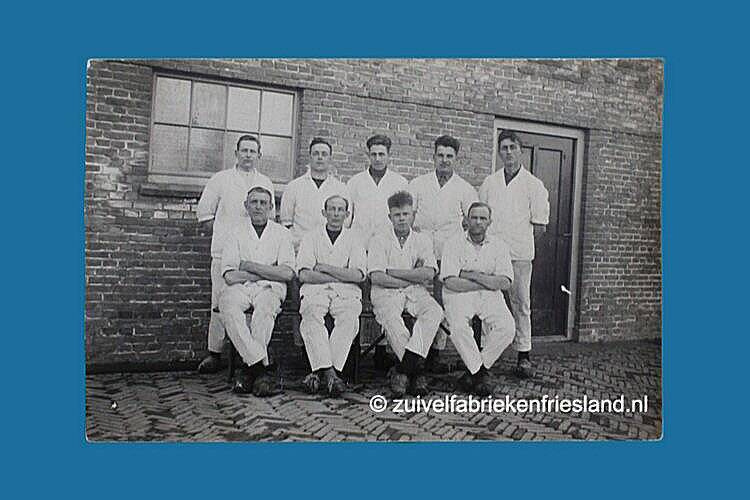 Ansichtkaart personeel Akmarijp