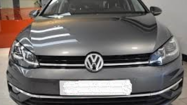 VOLKSWAGEN GOLF VARIANT 1.6 TDI
