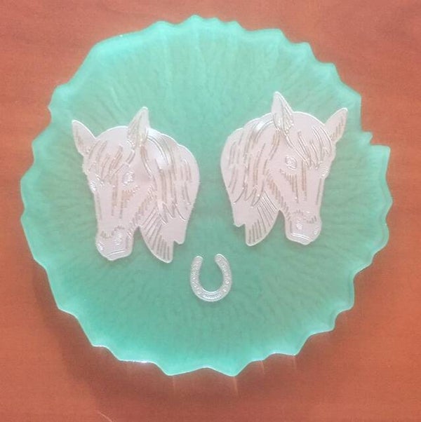 Handgemaakte onderlegger: " paard" ( Dionys design 6)