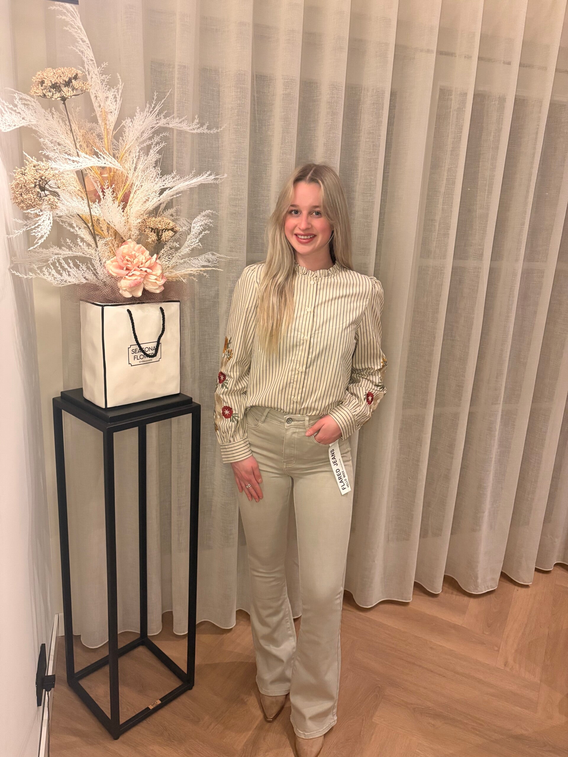 Hello Miss Flared Jeans Beige