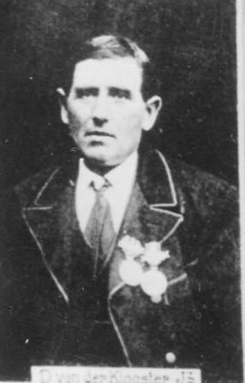 Dirk van der Klooster ''Baes Piet '' (1861-1939)                    Zoon van: Jacob van der Klooster en Adriaantje van der Klooster-Loozen 2e huwelijk. 