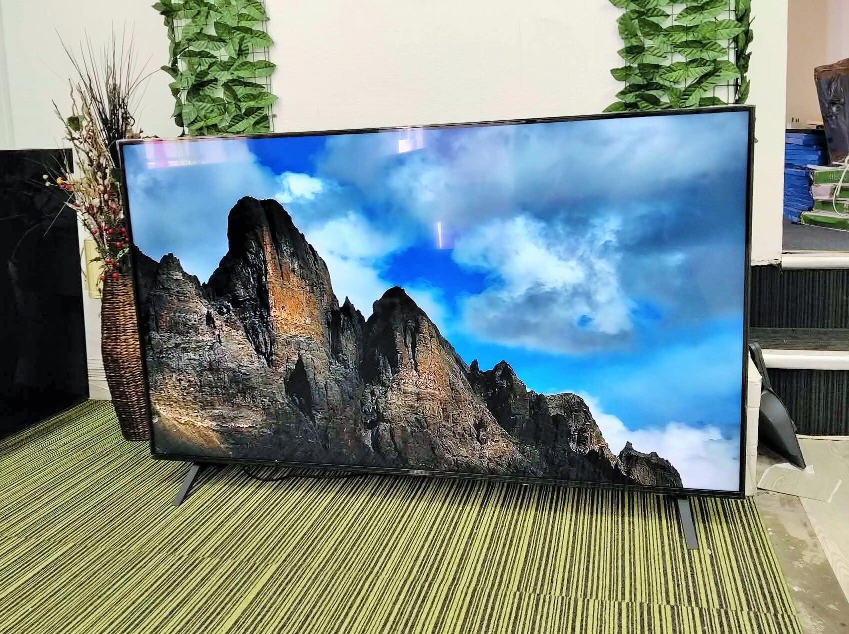 LG 65UA75006LA 65" 4K ACTIVE HDR10 WEBoS25 SMART TV - NEW