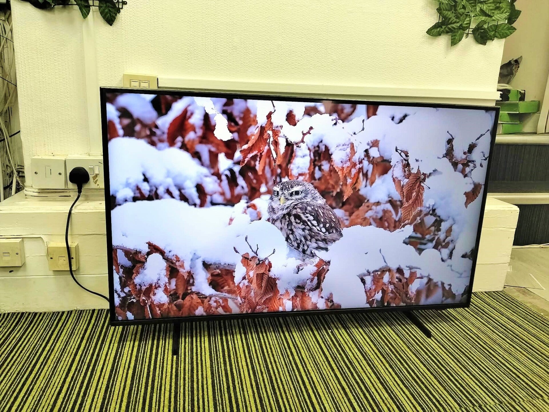 SAMSUNG QE43Q7F 43" QLED 4K Vision AI Smart TV 2025 - 26
