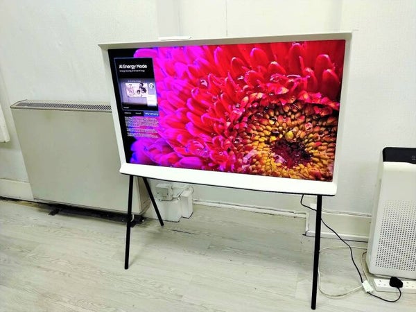 SAMSUNG The Serif QE43LS01DAUXXU 43" Smart 4K Ultra HD HDR QLED TV with Bixby, Alexa & Google Assistant - Cloud White