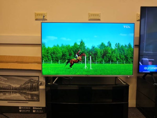 TCL 43DP648 43" Smart 4K Ultra HD TV with HDR Pro and Freeview Play - Suitable gaming TV