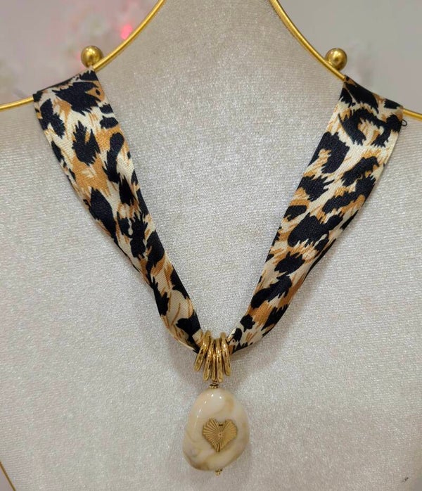 Collier-Emma-acier-inoxydable-doré