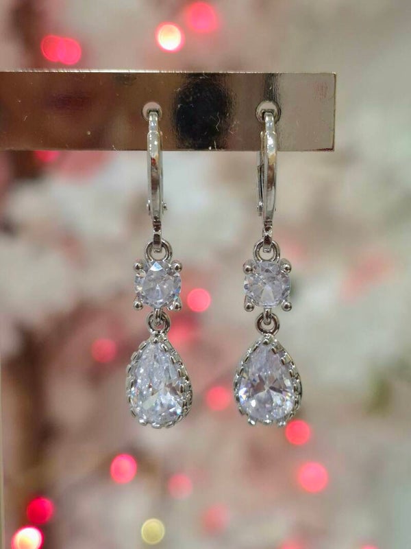 Boucles d’oreilles acier inoxydable & cristaux Swarovski – Élégance brillante