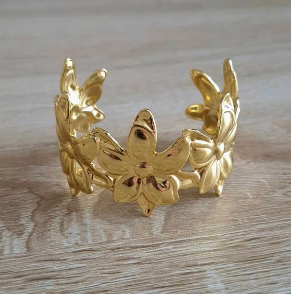 Bracelet Manchette Doré Floral – Acier Inoxydable Femme