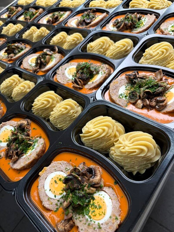 Dagschotel Vogelnestjes in Madeirasaus, aardappelpuree