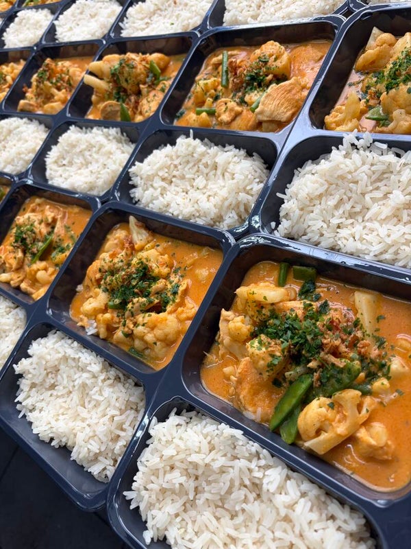 Dagschotel Rode curry met kip en bloemkool, rijst