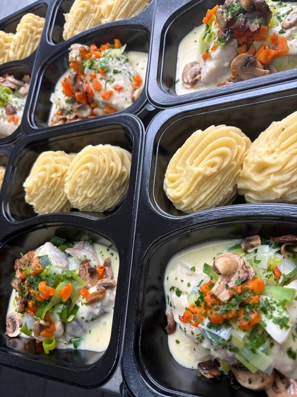 Dagschotel koolvishaasje gepocheerd, witte wijnsaus, prei en aardappelpuree