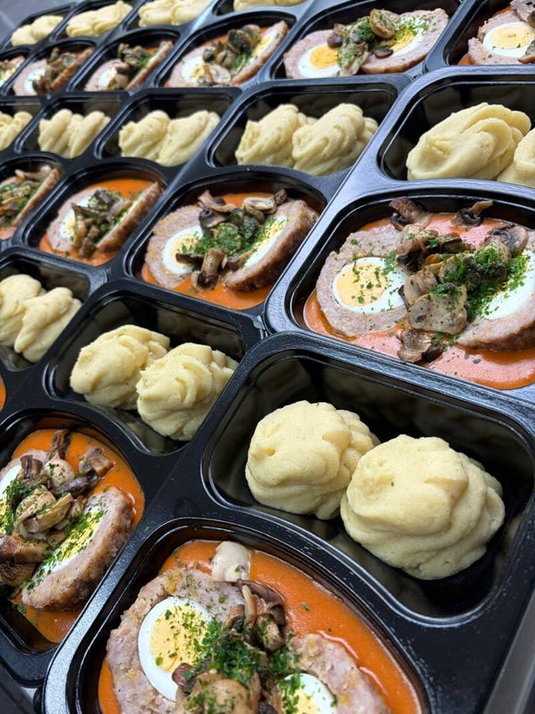 Dagschotel Vogelnestjes in madeirasaus, aardappelpuree