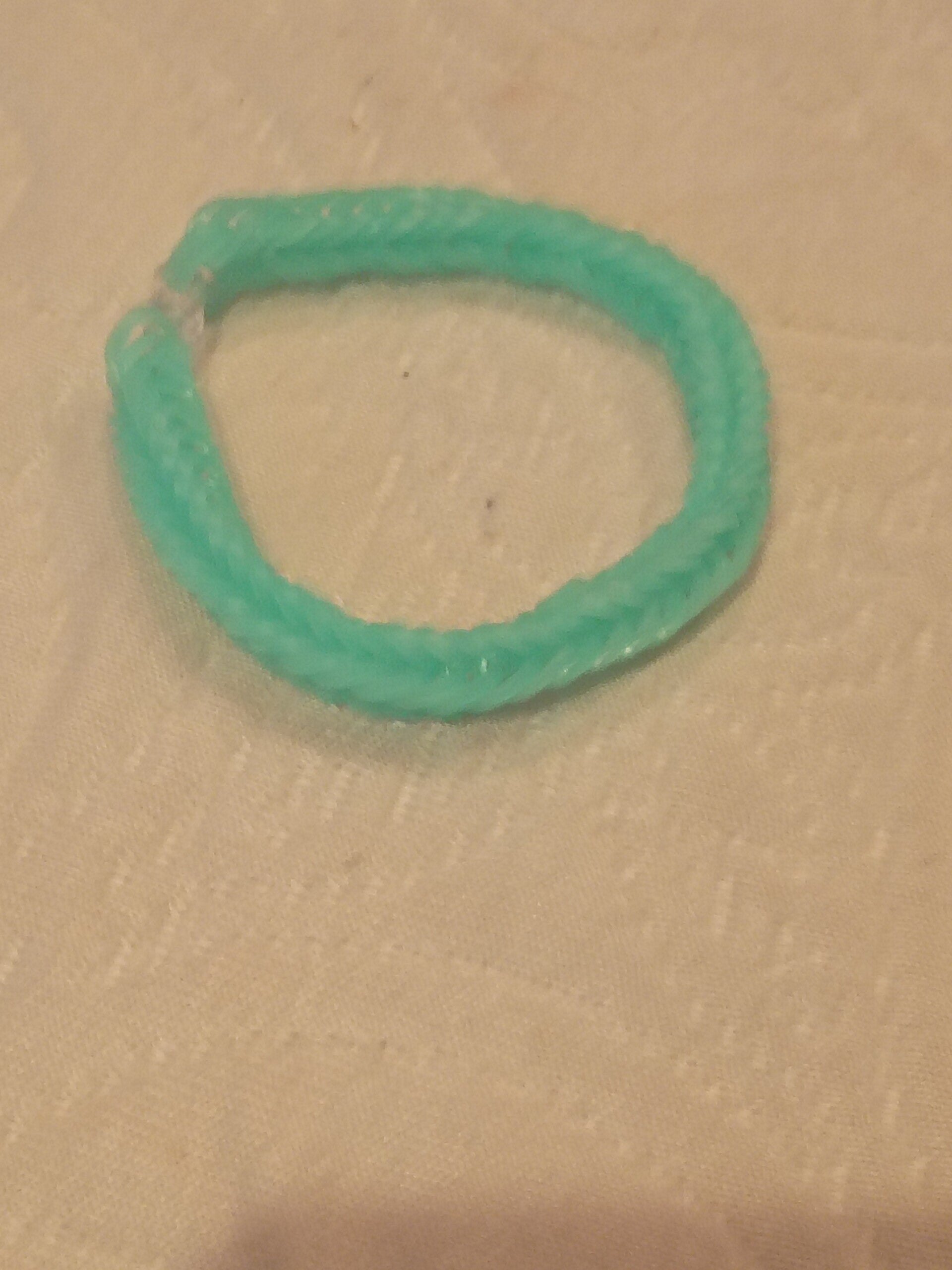 Glow in the dark rubber bands
