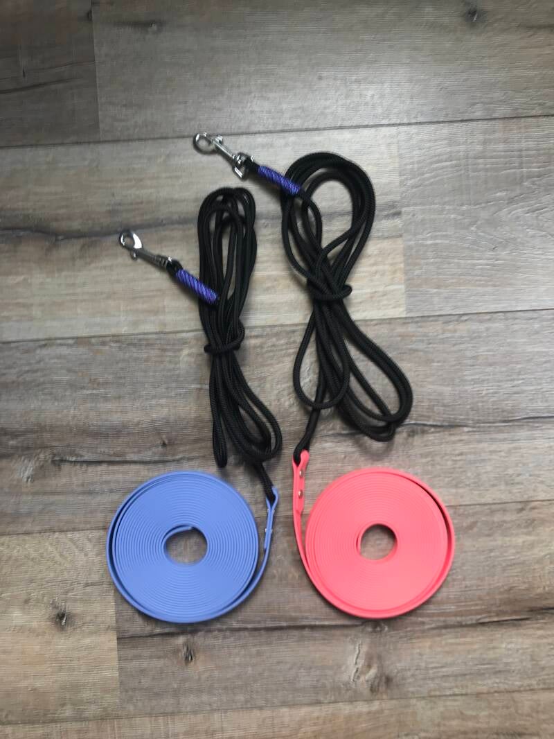 Dubbele lijnen BioThane periwinkle bu525